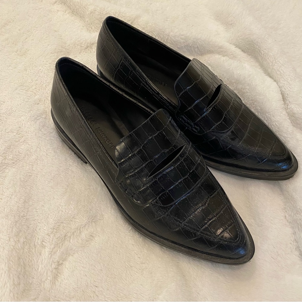 Rebecca Minkoff women’s black crocodile style Dress loafers w/ pointed toe - new